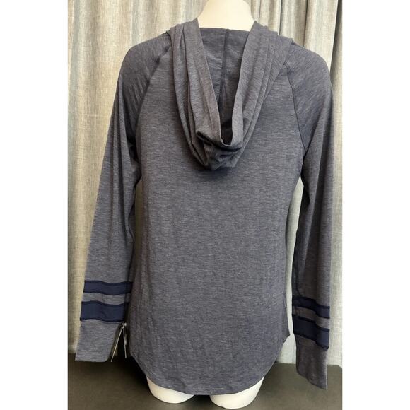 Champion Gym Issue Layering Thin Hoodie Top NWT $35 Size Small Blue - Picture 2 of 15